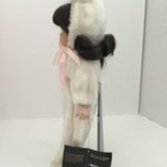 Collectible House Of Lloyd Christmas Around The World Bunny Porcelain 14" Doll - Picture 6 of 10